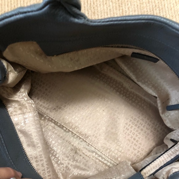 Kate Spade Purse - Picture 6 of 6